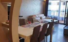 Sunshine Apartment